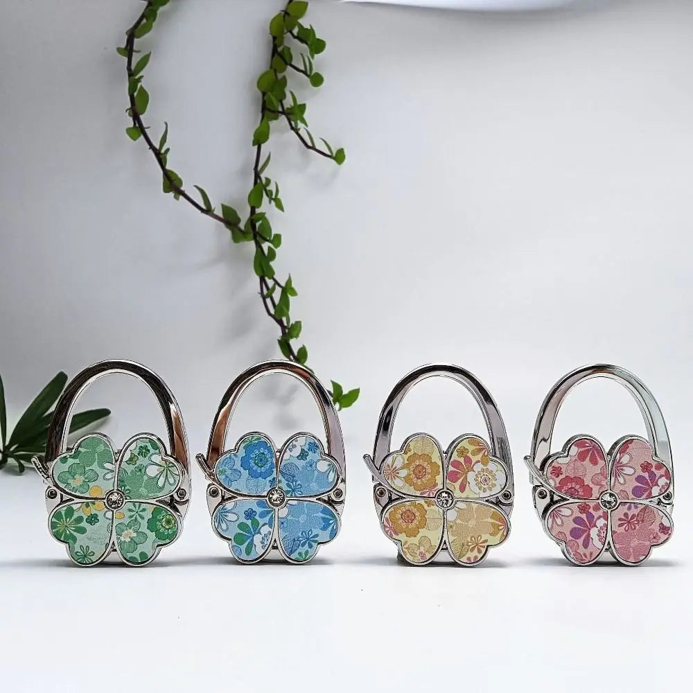 Trendy Four Leaf Clover Handbag Hook .
