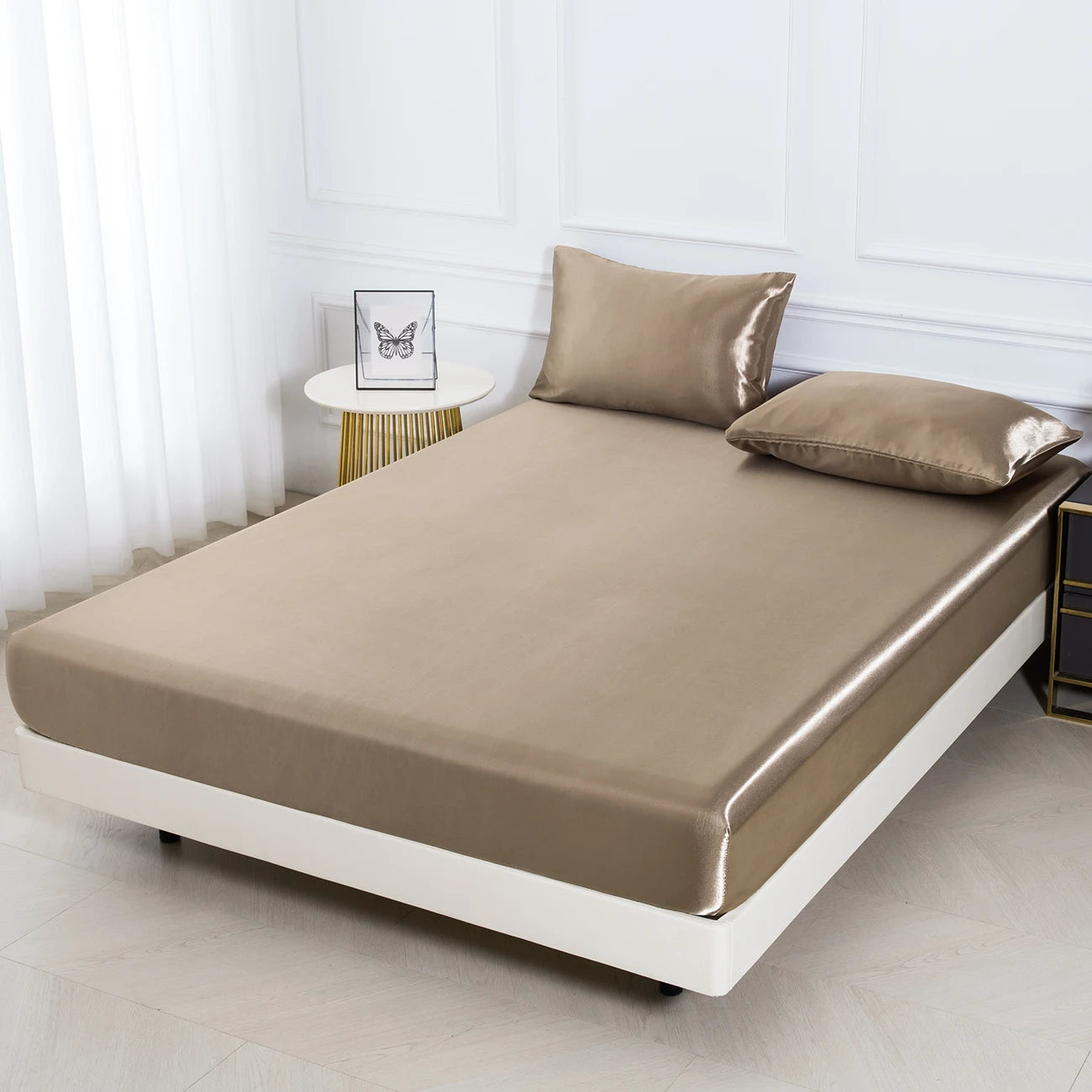 3pc Soft, comfortable, breathable Color Fitted Sheet Set 1 bed sheet with 2 pillow cover.