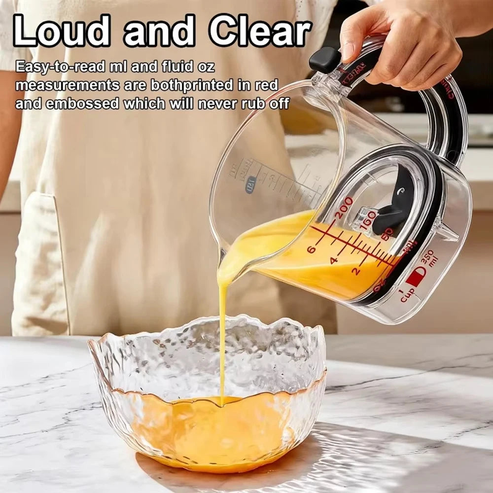 Adjustable Measuring Cup.